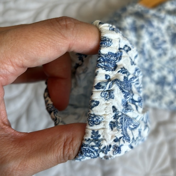 4T floral dress - Picture 4 of 6